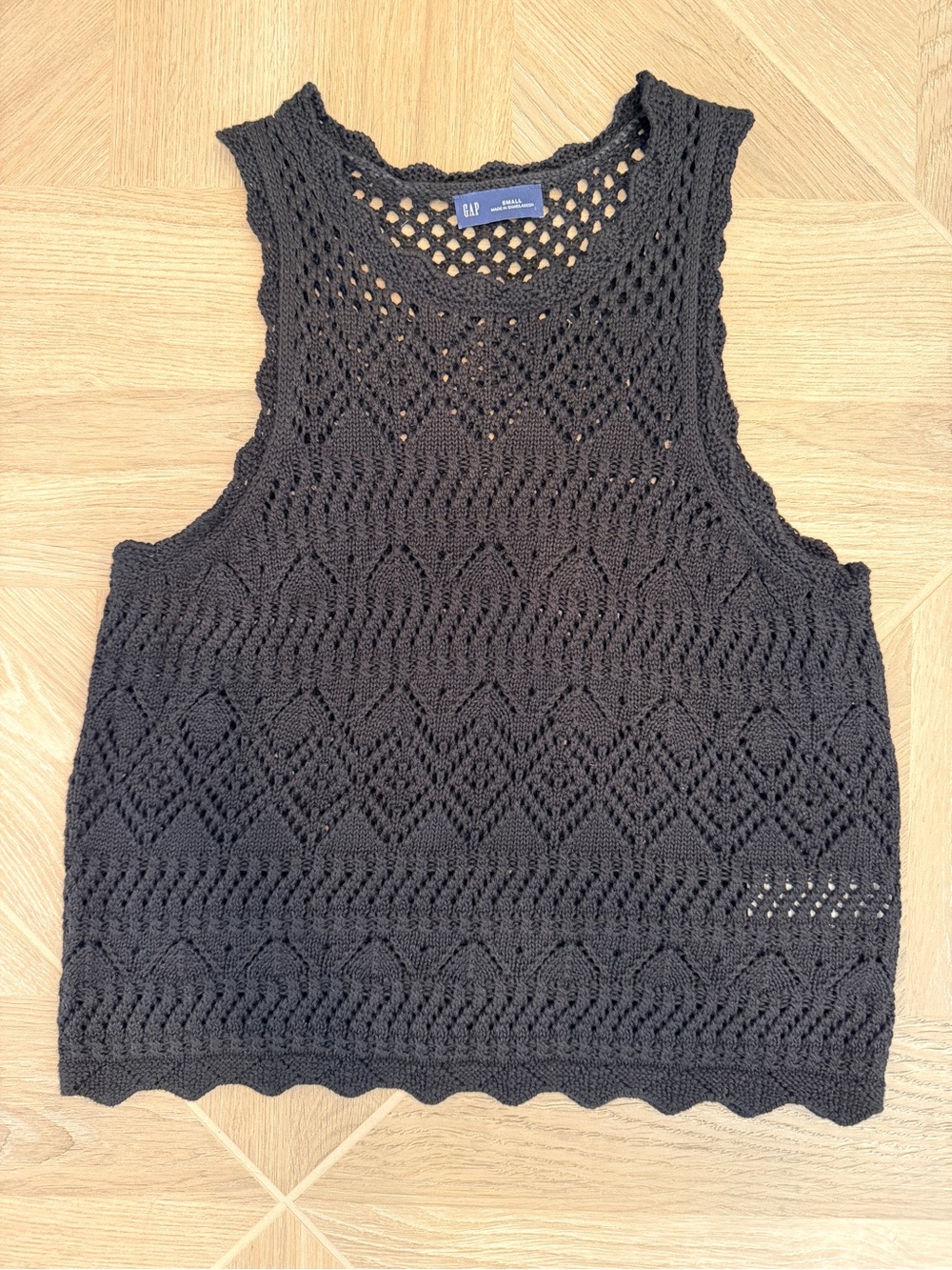 GAP Black Open-Knit Crochet Tank Top